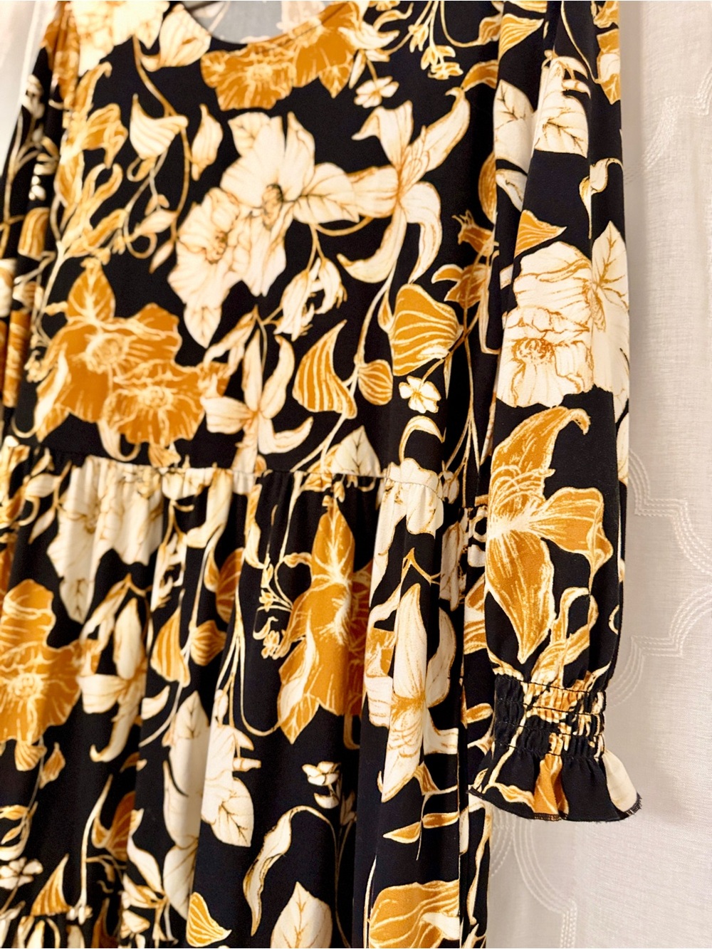 EST. 1946 Floral Tiered Navy and Black Midi Dress | Size Medium - Picture 4 of 13